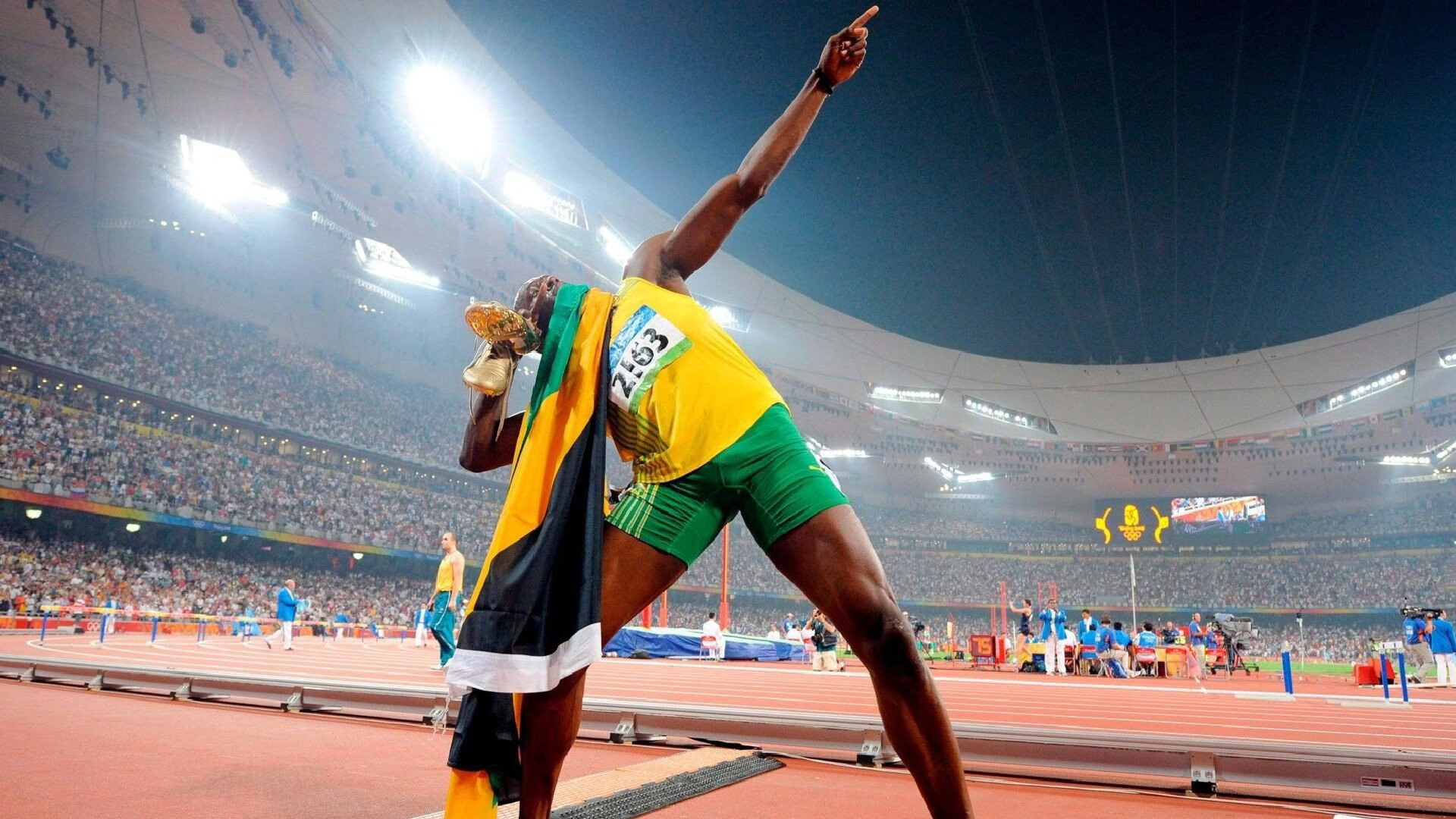 决赛前赛程紧密，体能调节成胜负关键，决赛前一天5-5